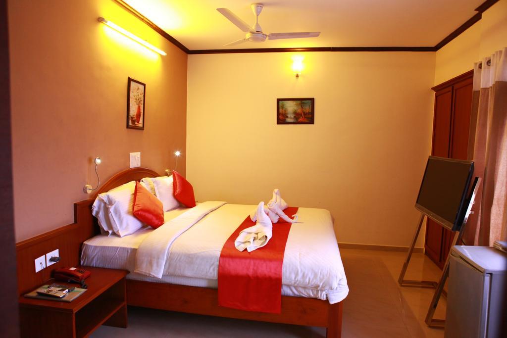 Hotel Sayoojyam Residency Palakkad Habitación foto