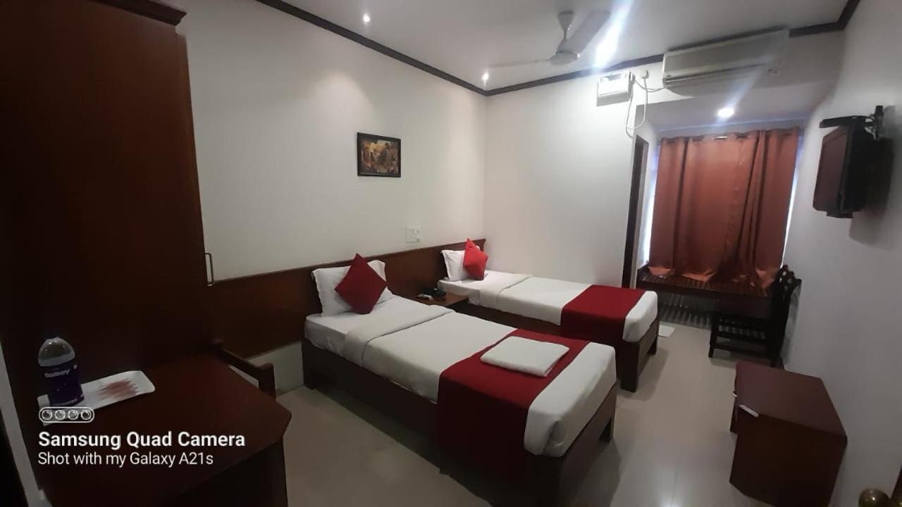 Hotel Sayoojyam Residency Palakkad Exterior foto